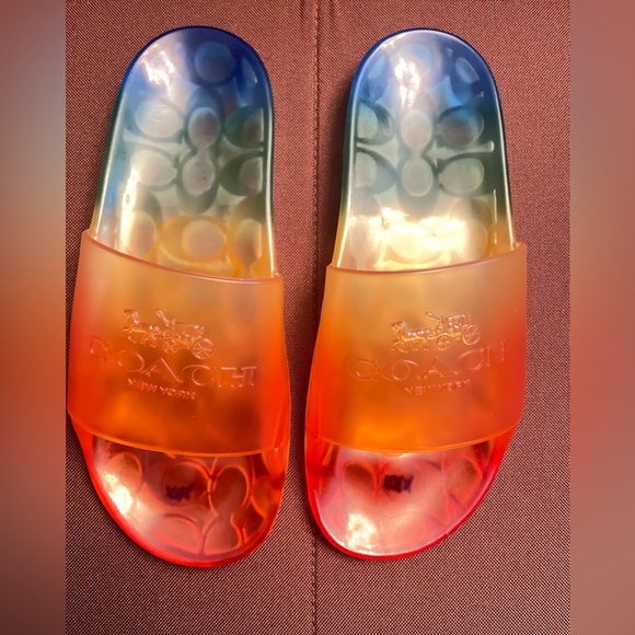 NWOB Women’s Coach Ulyssa Rubber Slides Size 7 - Picture 9 of 11